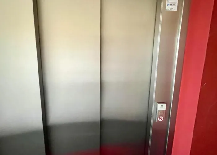 Penthouse-apartment Am Schloss 公寓 Brühl